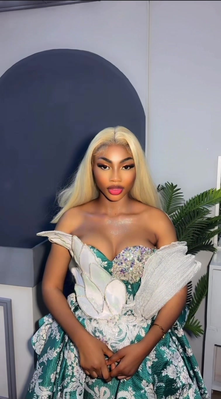 @𝐃𝐨𝐥𝐯𝐢 𝐋𝐨𝐮𝐧𝐚🌸