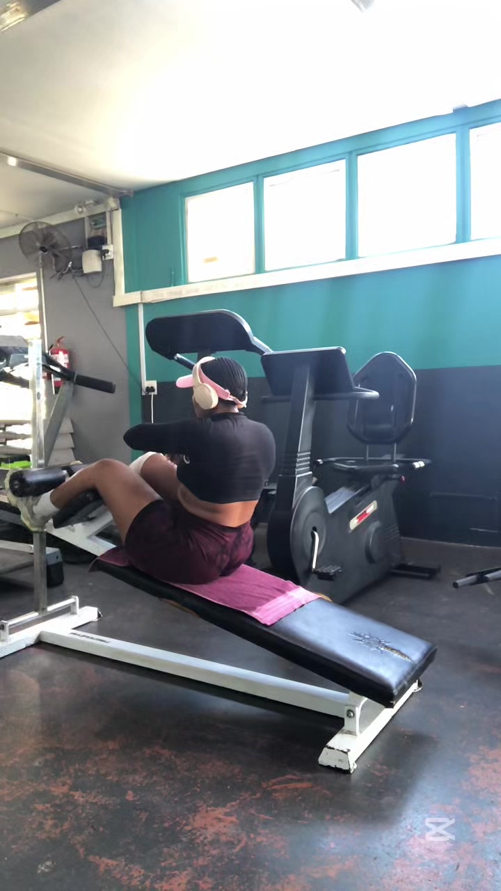 @Aminatryingtobefit