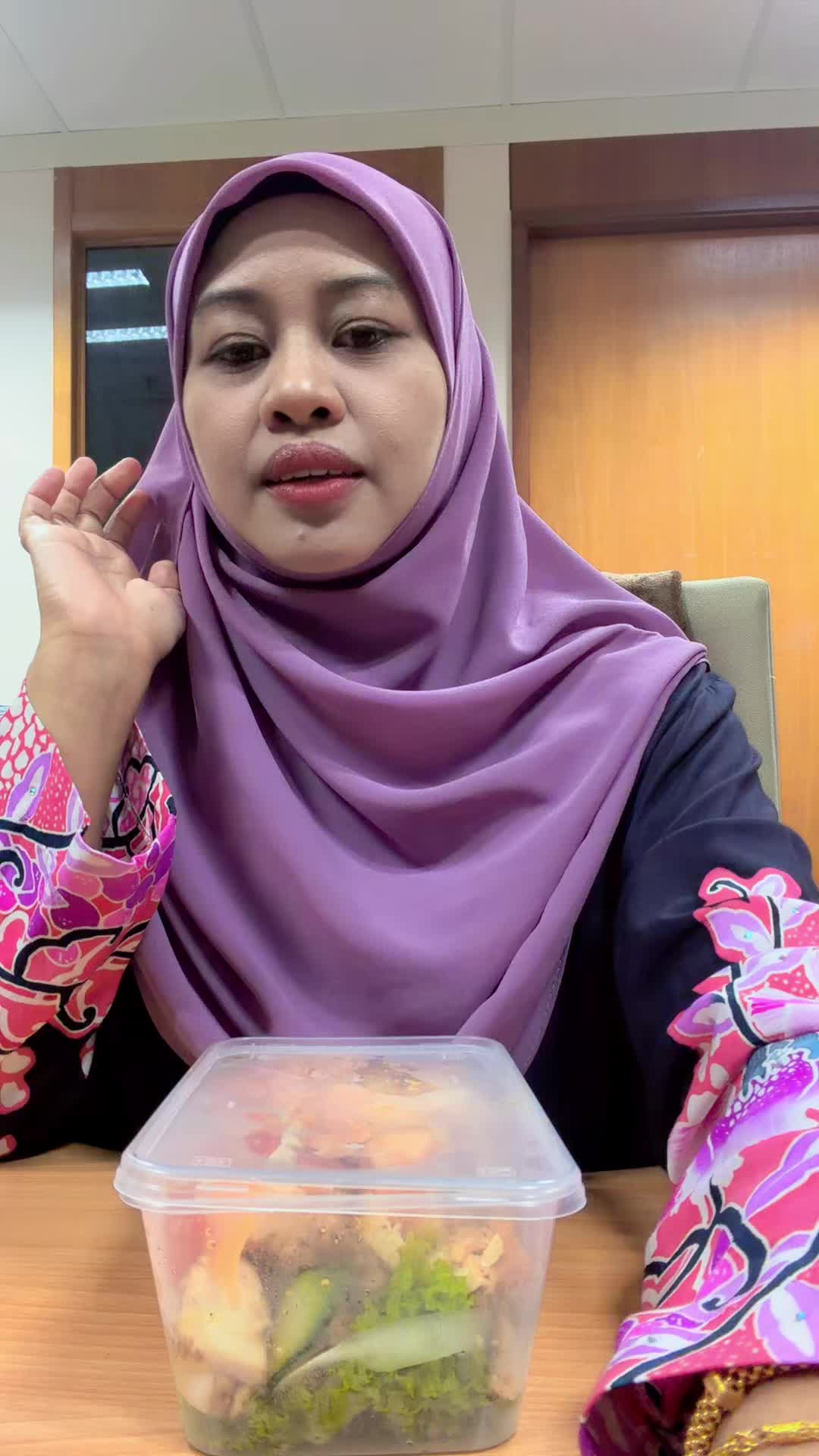 @Emi Nadia