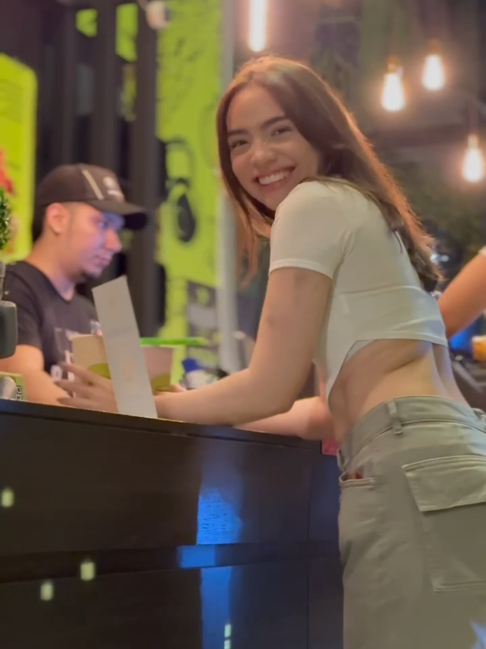 @Ana