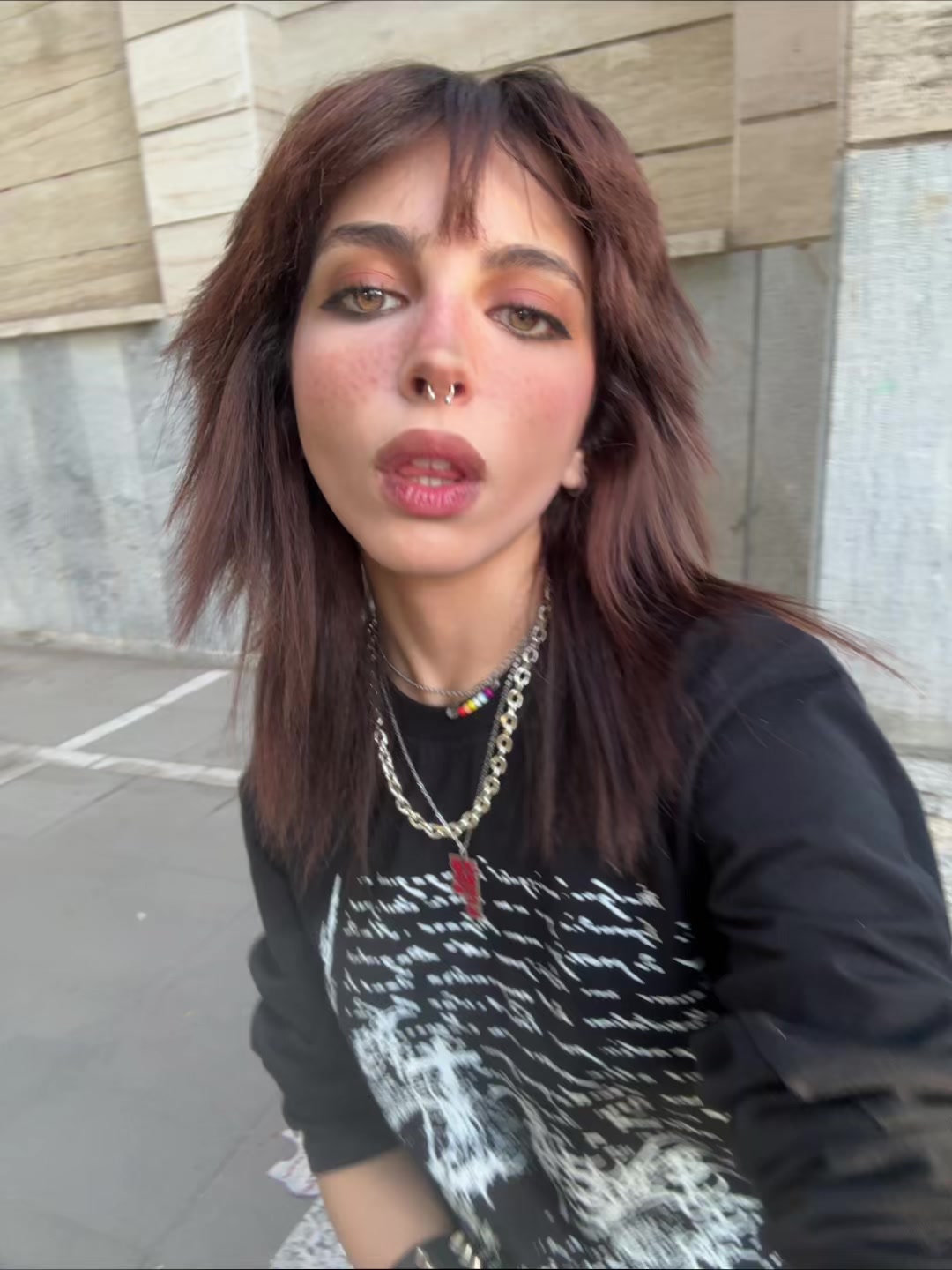 @VANIA