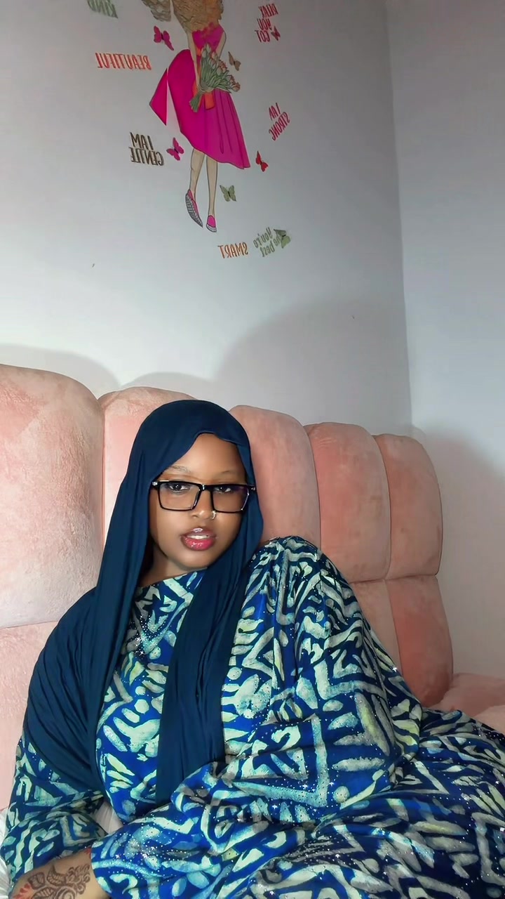 @𝖀𝖒𝖒𝖊𝖊𝖙𝖆𝖍🌸💋