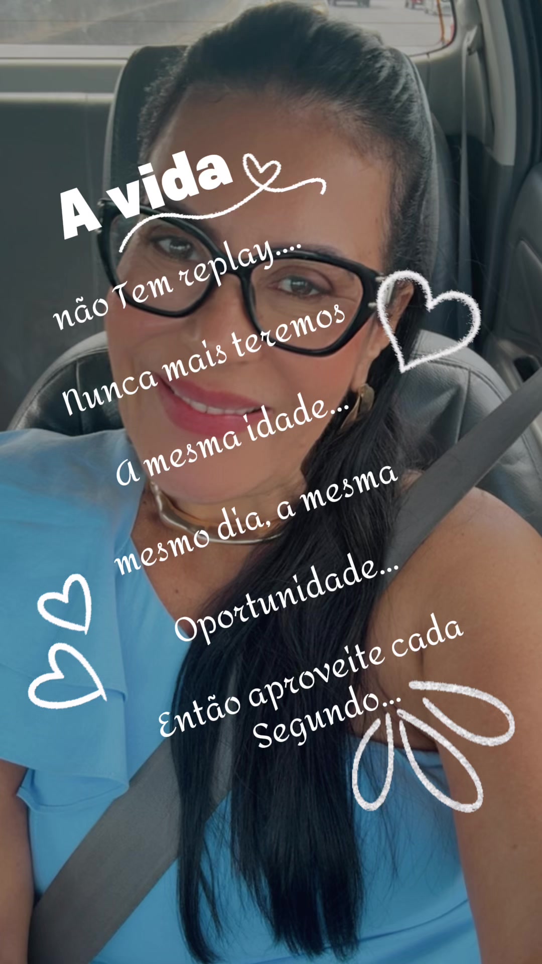 @CassiaMello