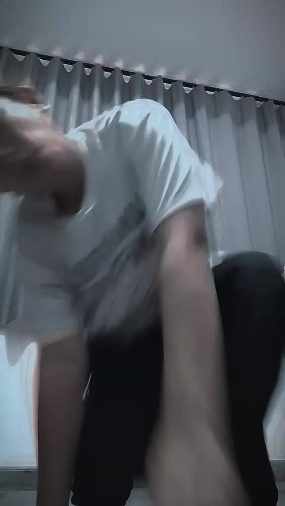 @r