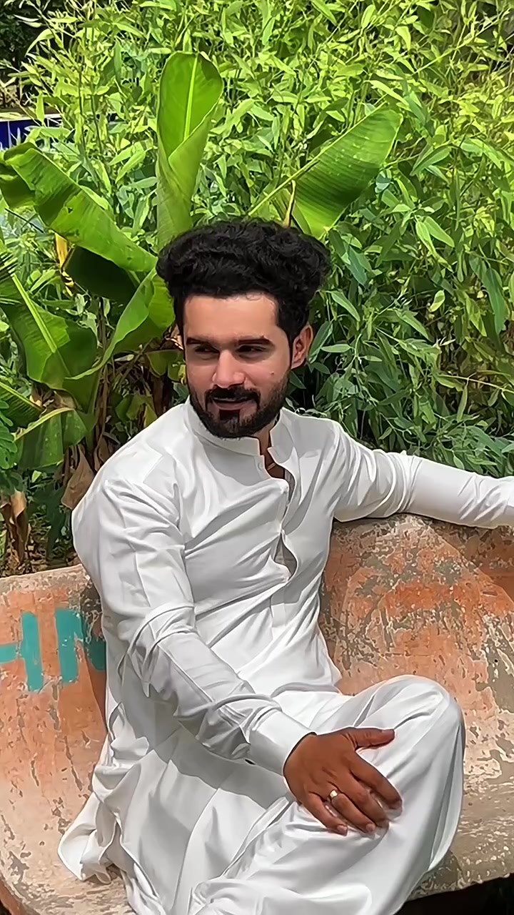 @Kʜɪᴢᴇʀ🔛🔝