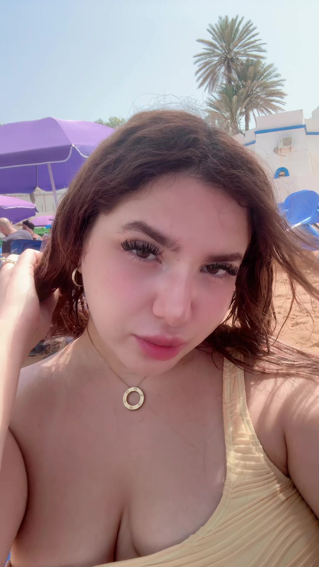 @Poca_