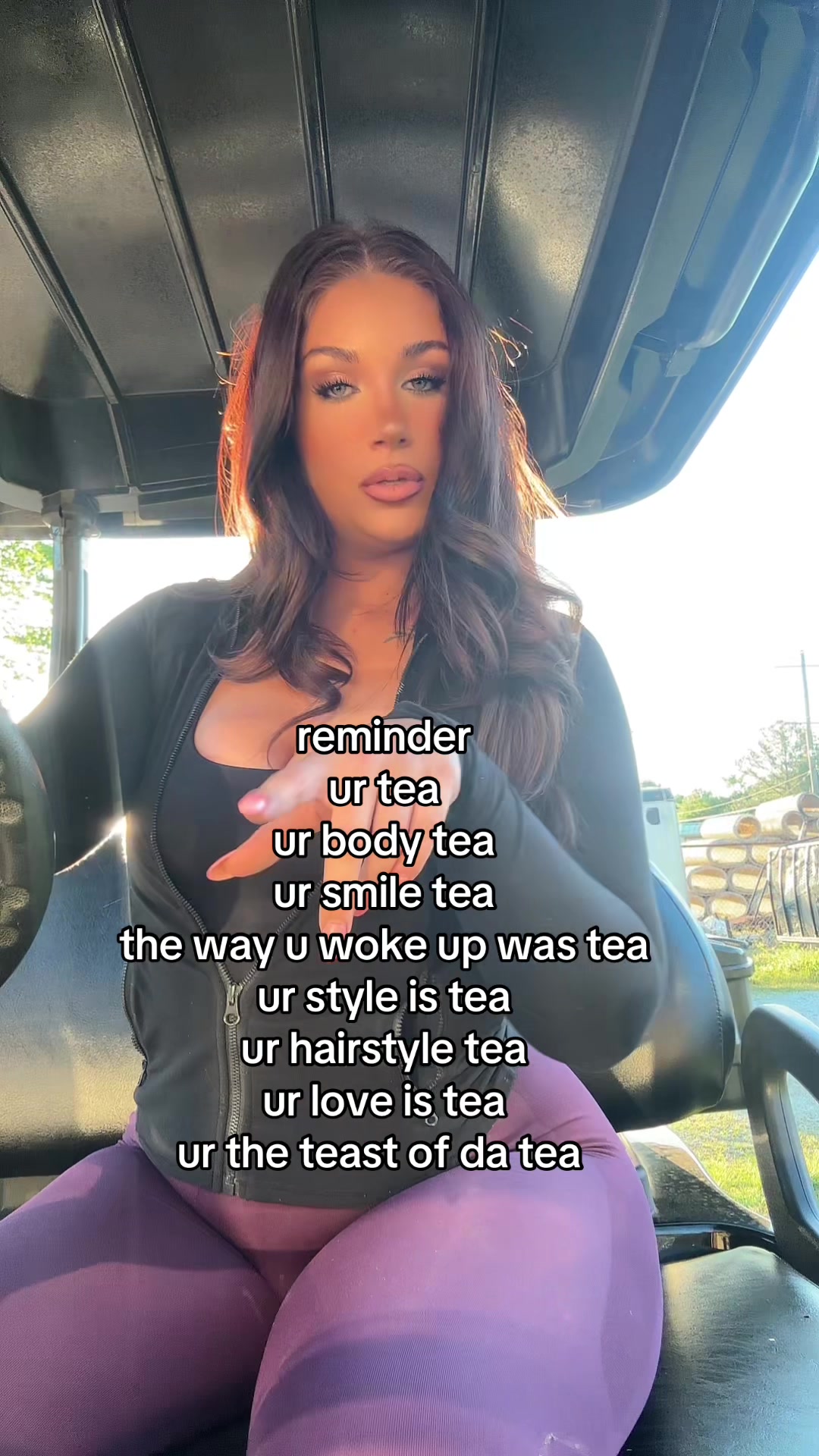 @lindleefair