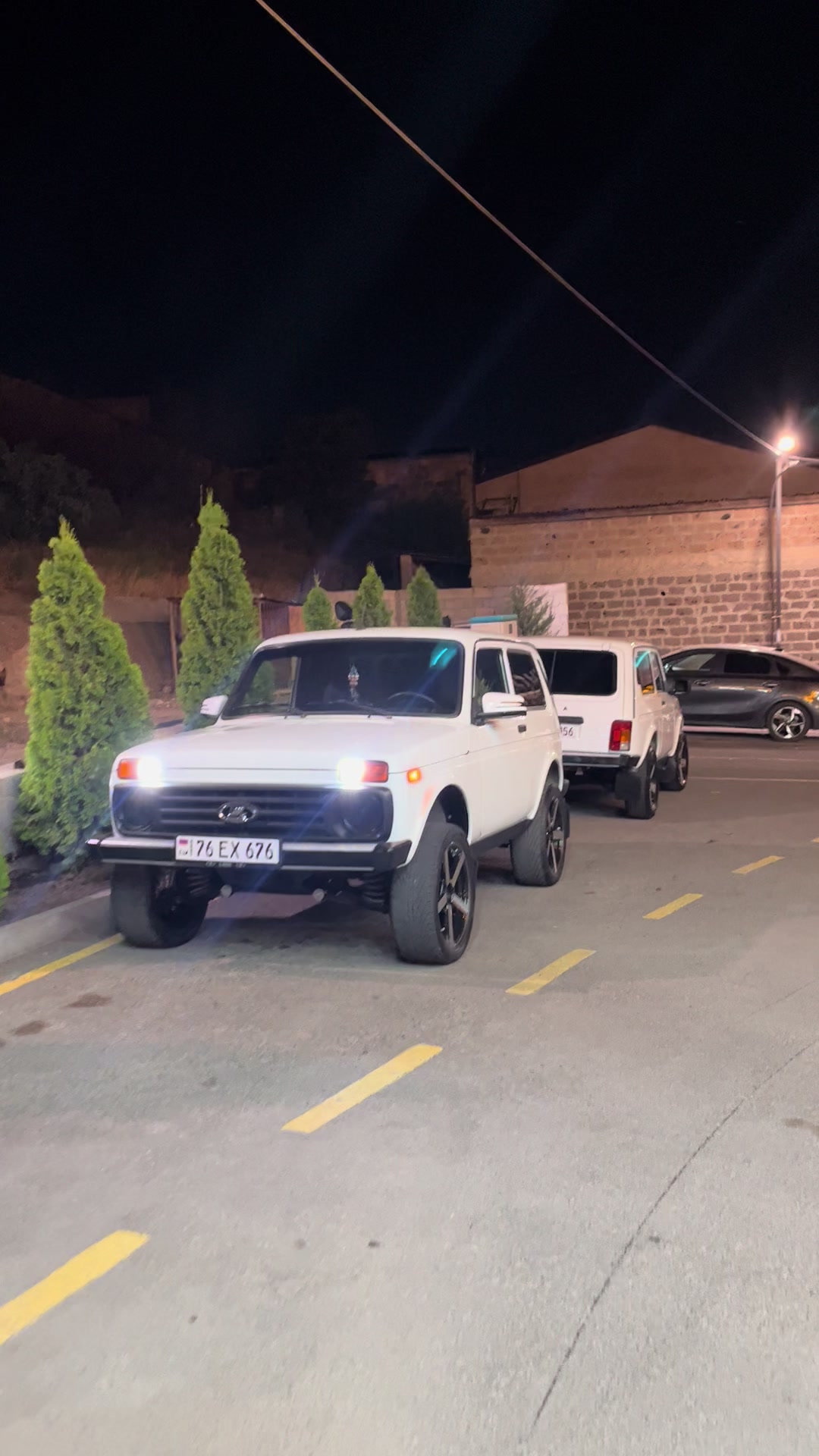 @76EX676
