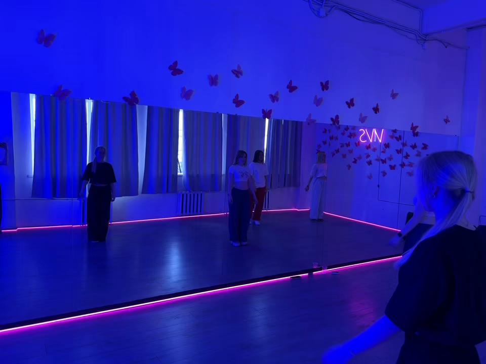 @VVS DANCE STUDIO