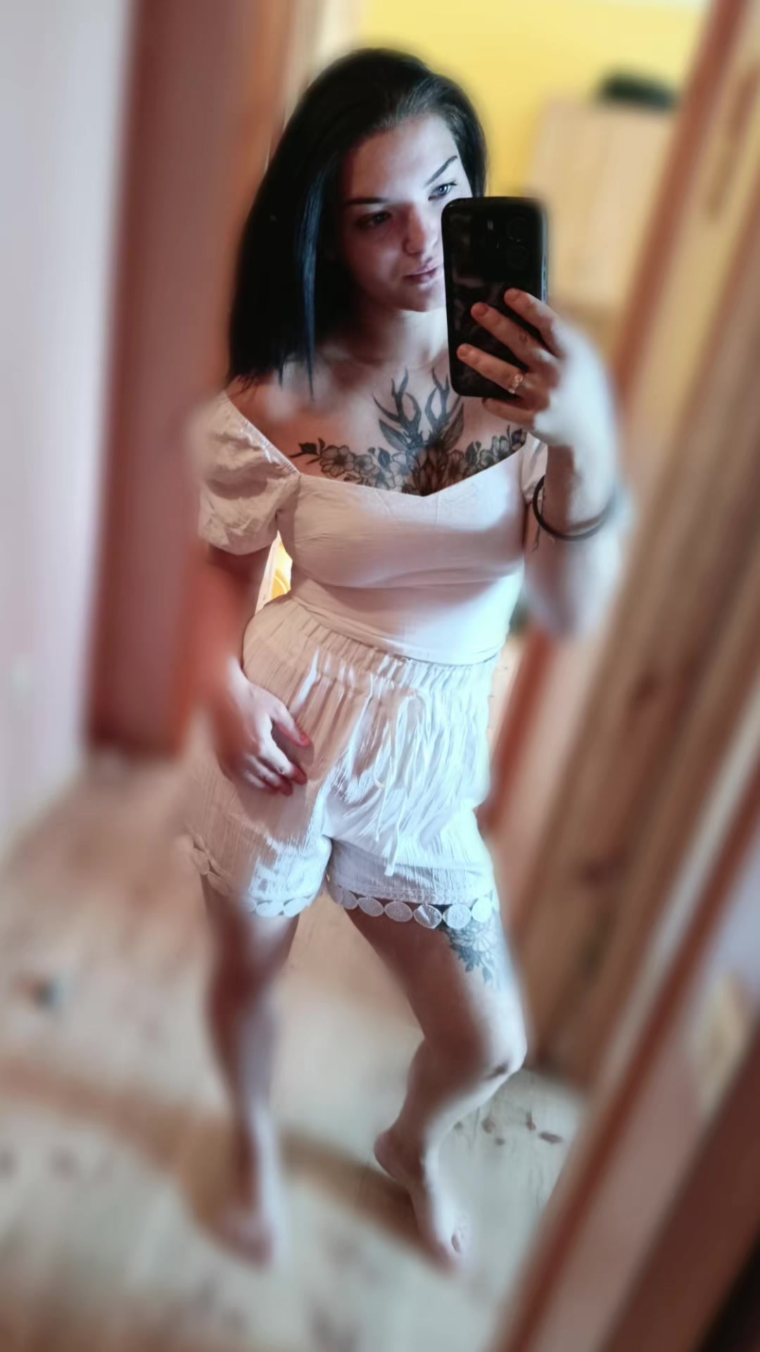 @😈