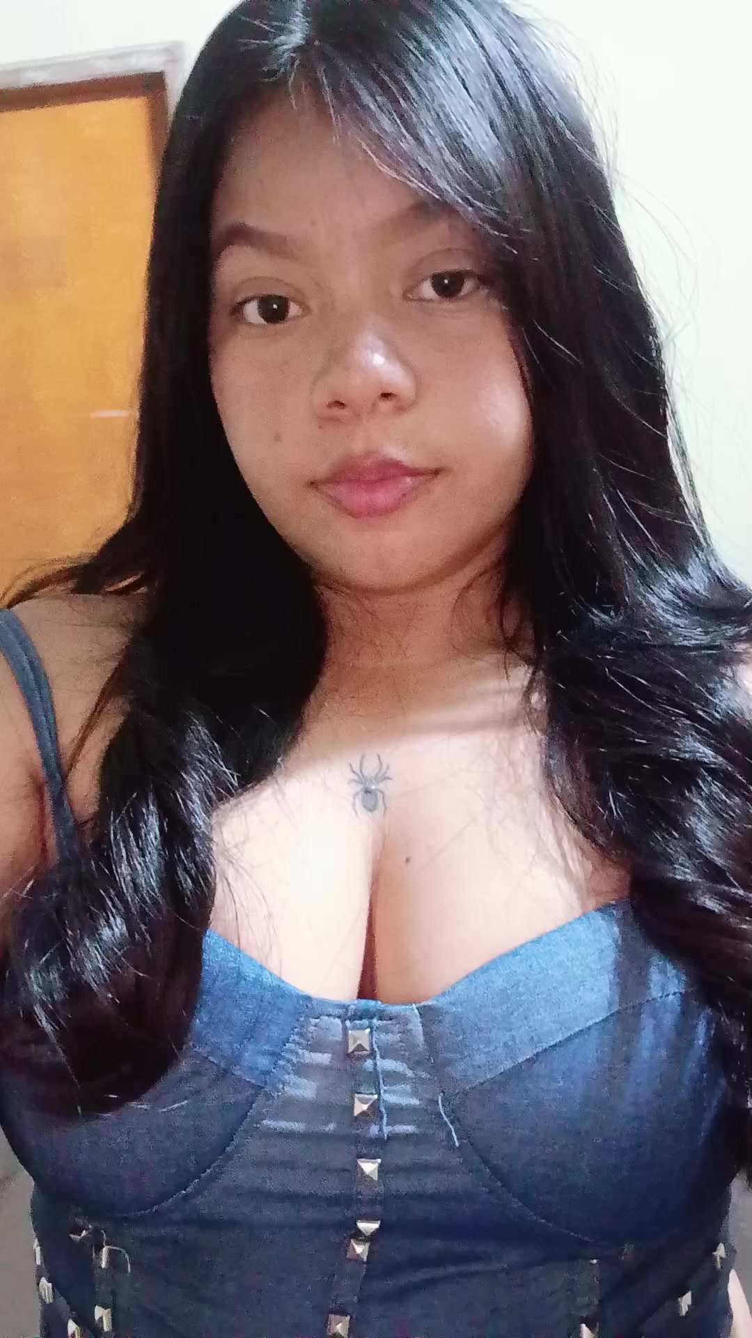 @️