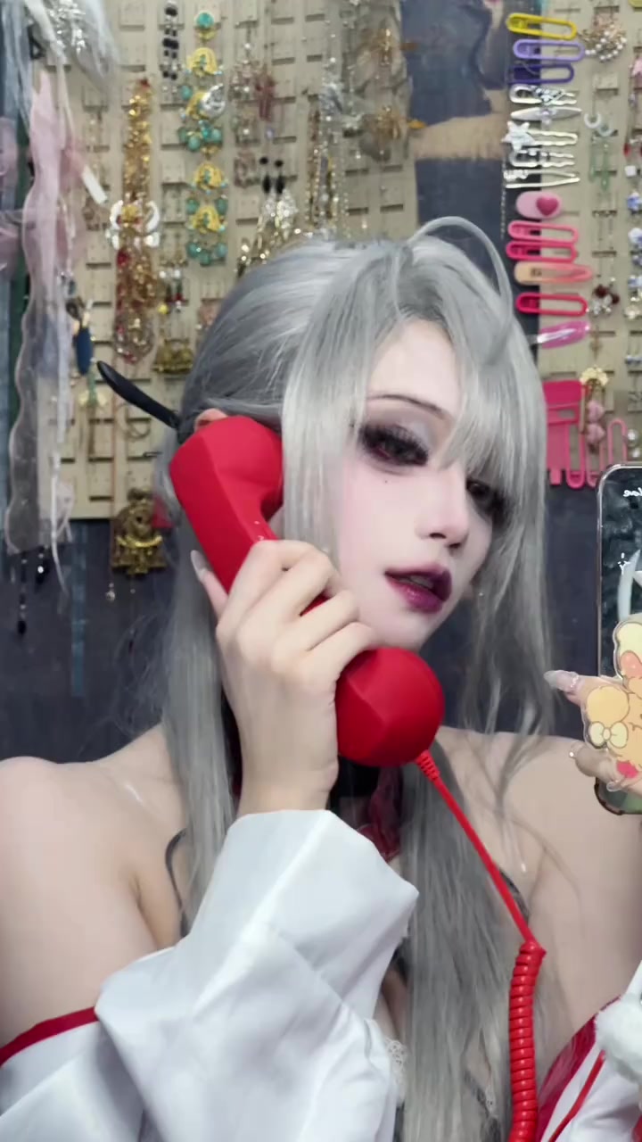 @一只瞳/贰加六