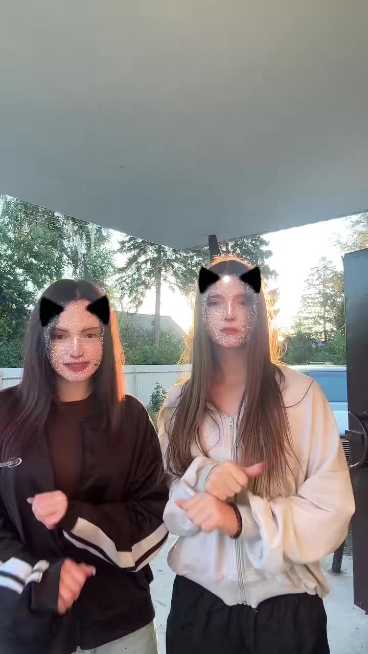 @threeautisticpeopl