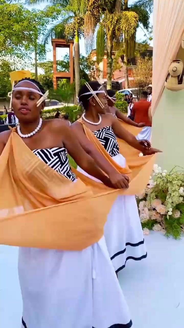 @FALISHA CULTURE TROUPE(INYAMBO
