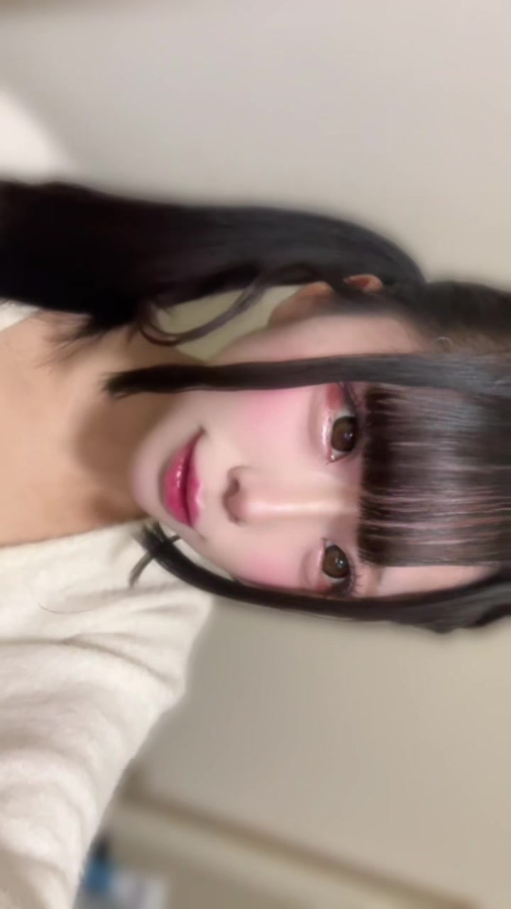 @なな