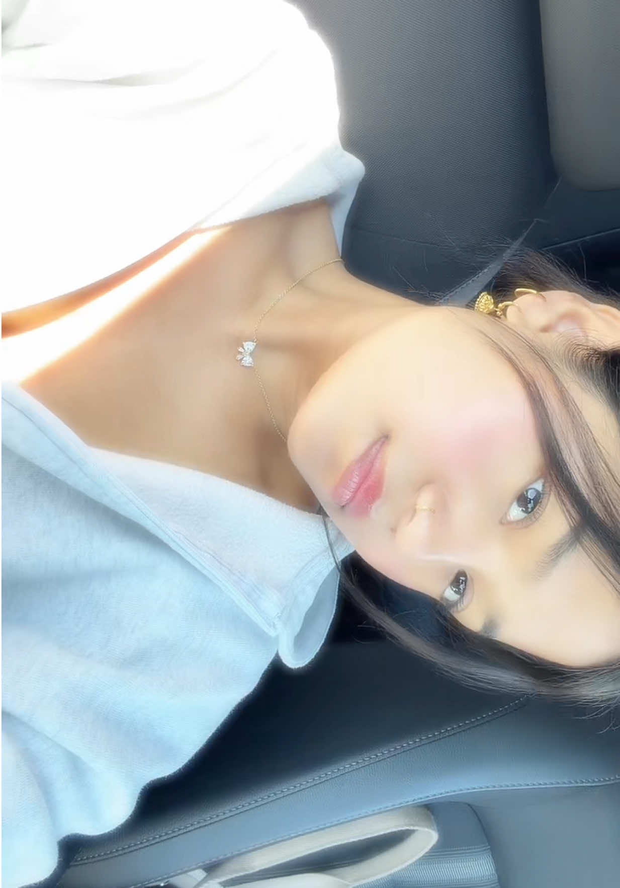 @Ani 🐷