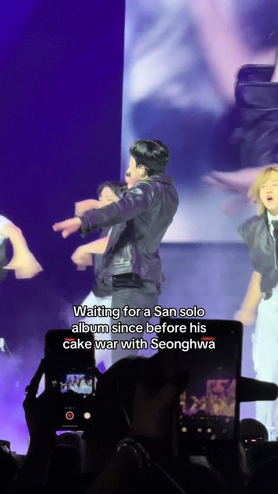 @Ella writes K-pop books