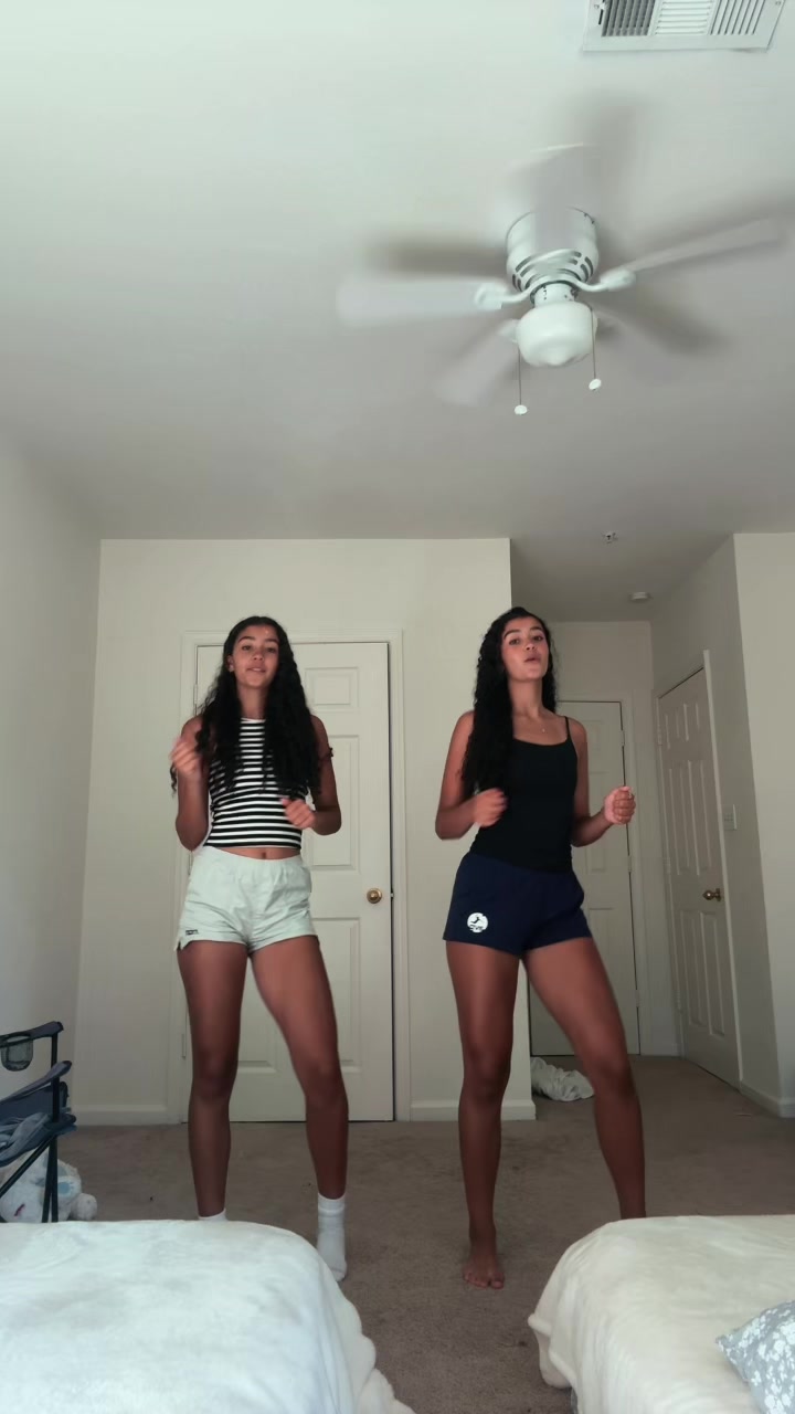 @lauraa