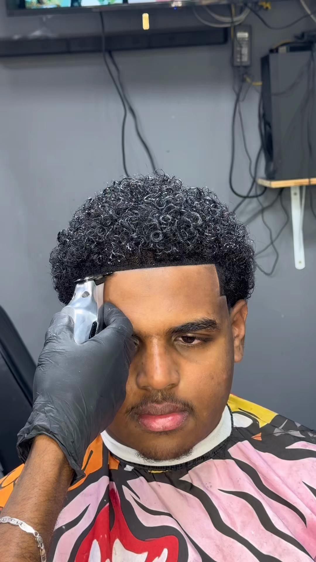 @๐โ๏ธ๐ธ๐ฉRasta Barber ๐ธ๐ฉโ๏ธ๐