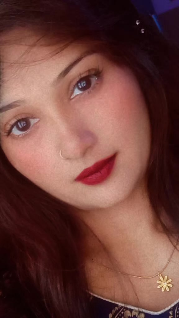 @✷🦋MISS◕❥◕KOMAL🦋✷
