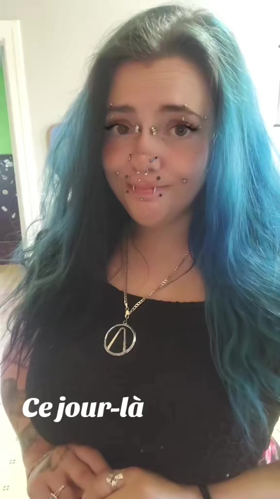 @ZombieGirl✨