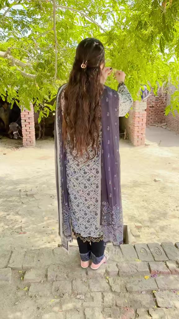 @خان🦋