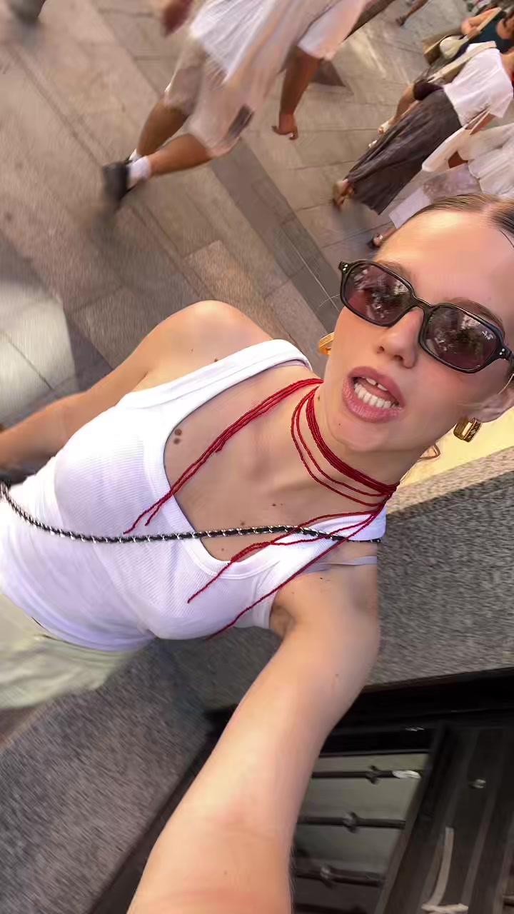 @VALENTINA
