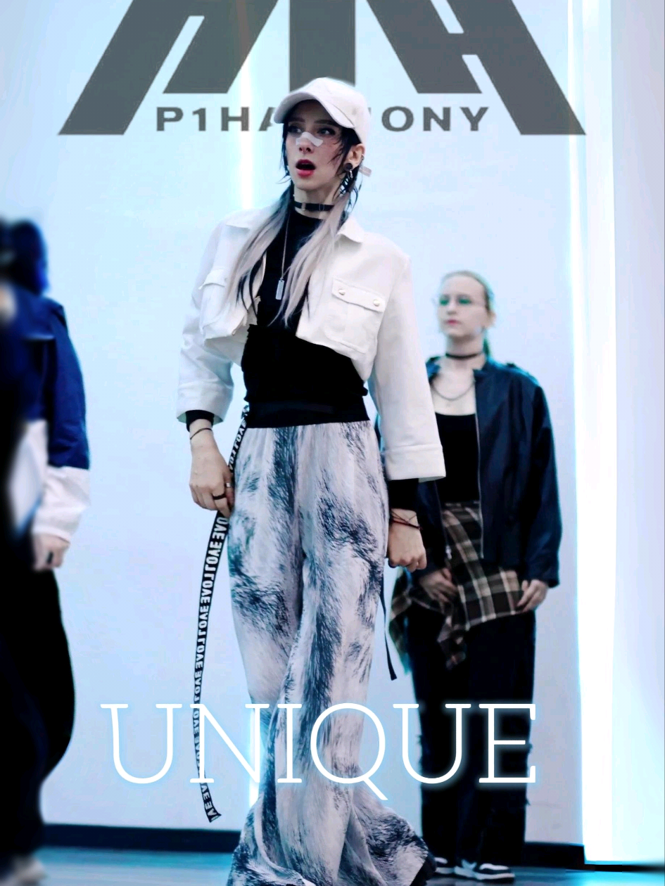 @Ania Phantomhive
