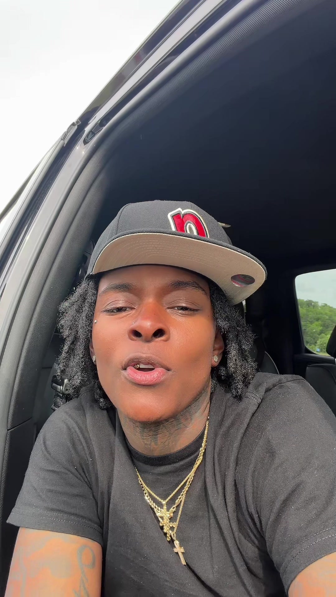 @DeFromTheSipp