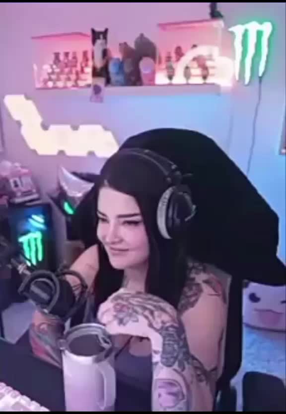 @Lipobara_Acuerpada💋