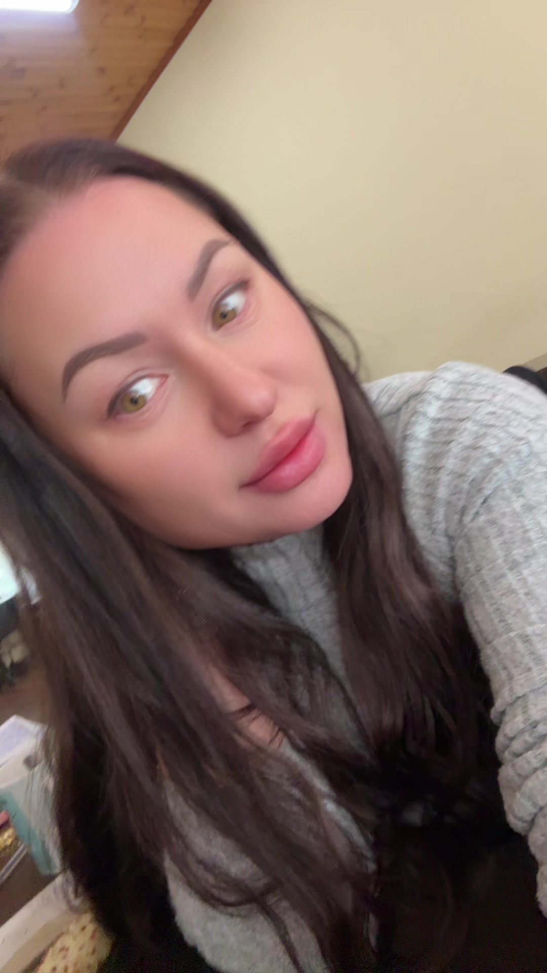 @ponka_2323