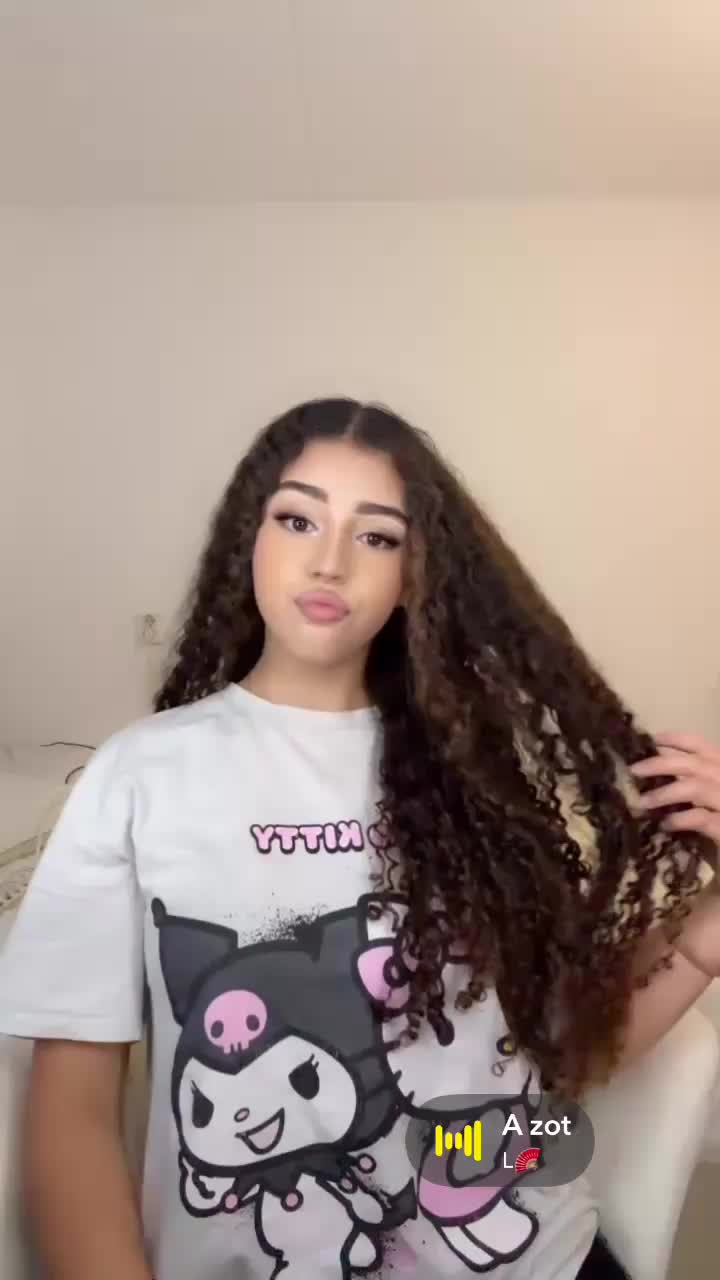 @لارا