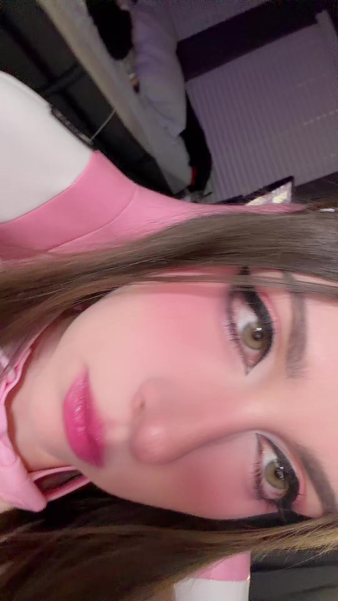 @Luna C. Kitsuen