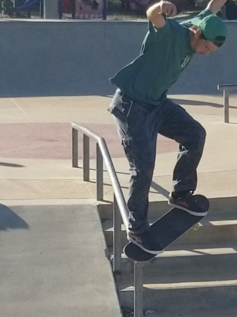 @Jason / skateboarding