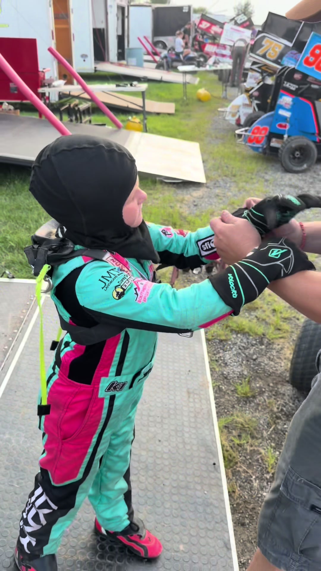 @Taylor✨🏁-Race Mom