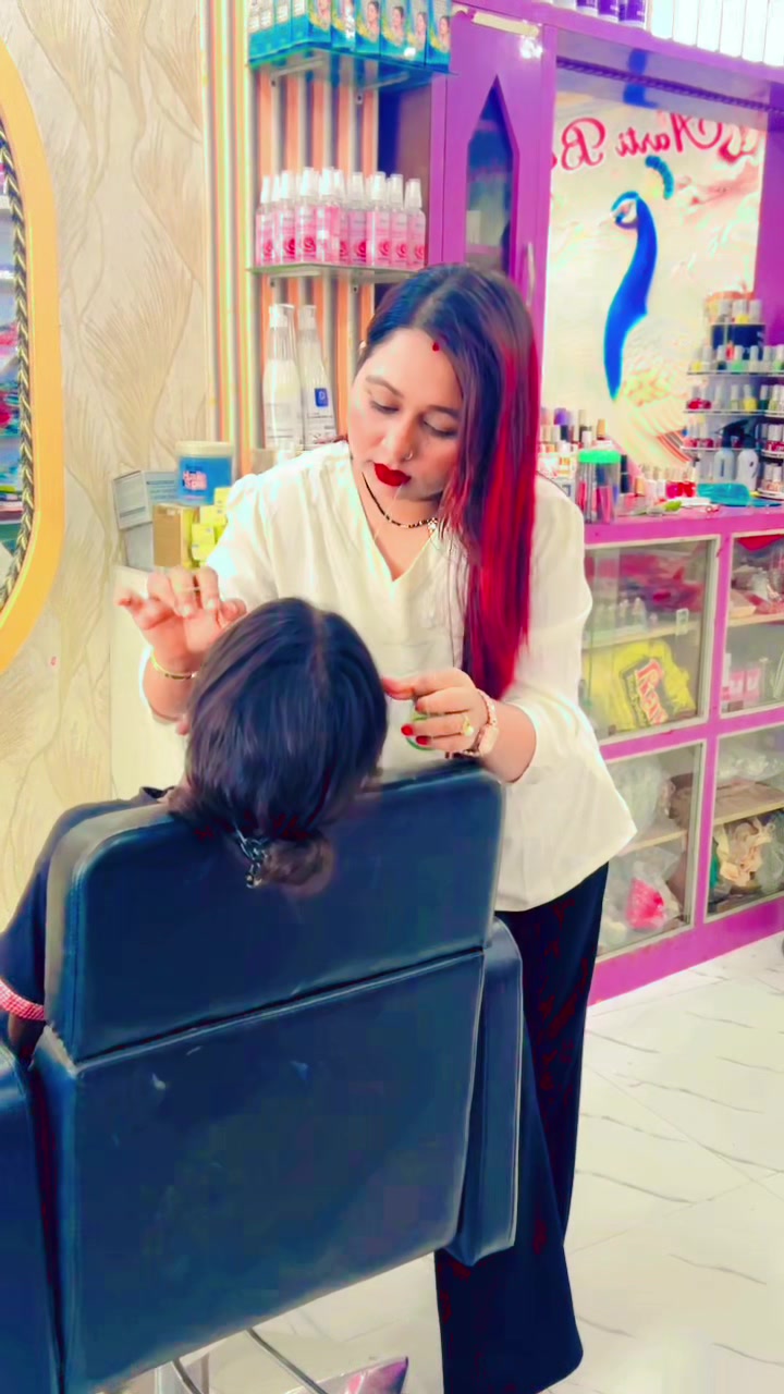 @Aarti Beauty parlour
