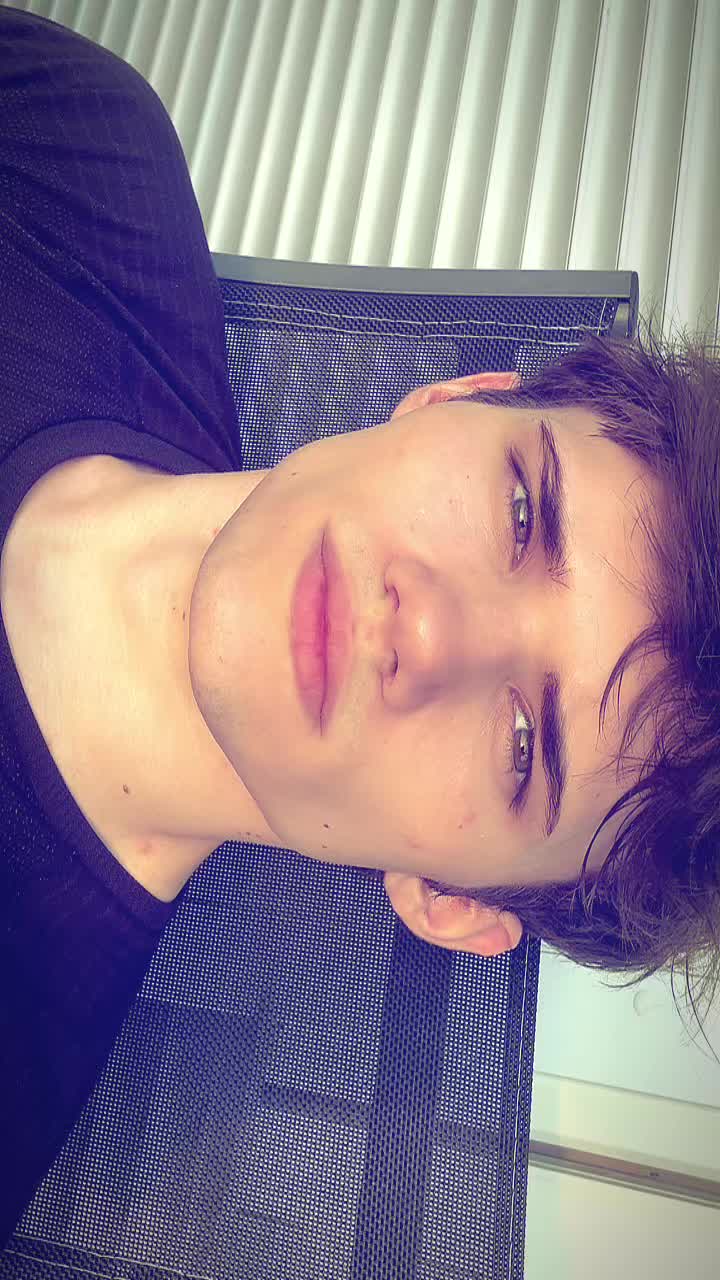@Niklas Looks🇩🇪