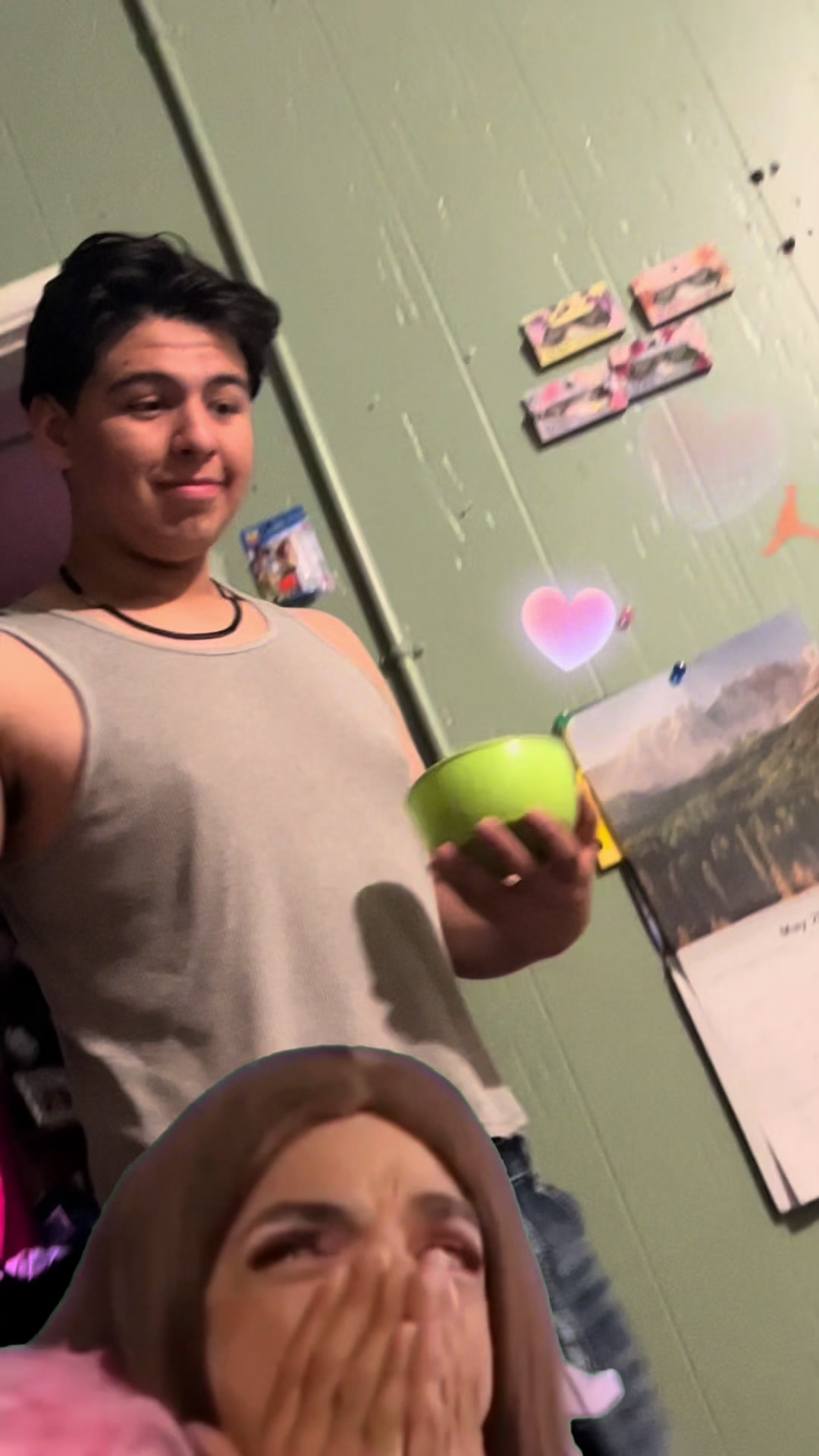 @Mora87