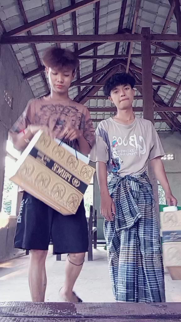 @ð· Aung Tharâ€(ð²ð²official 2M