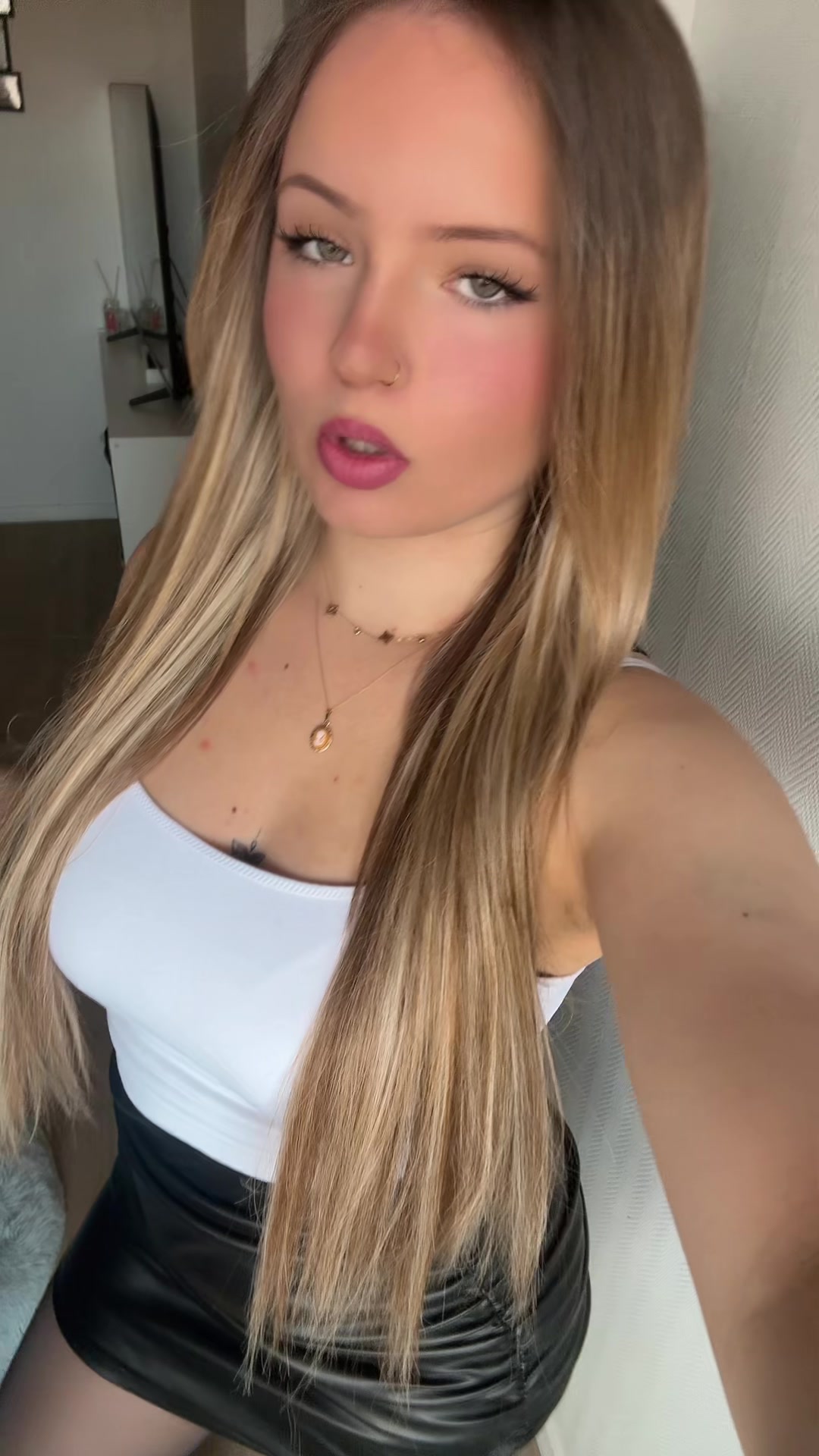 @oupsi_.2
