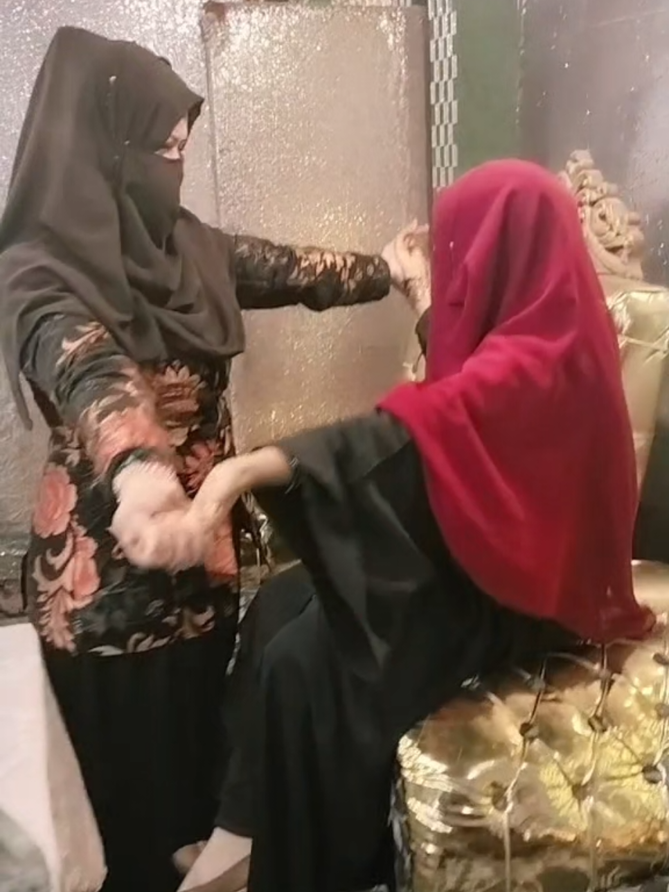 @Ruksar ansari