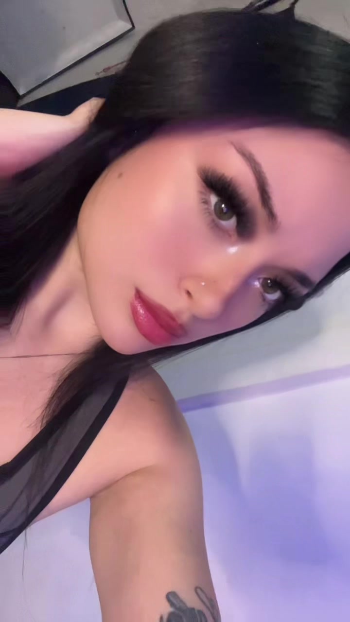 @๐๐๐๐ก๐๐๐ โ
