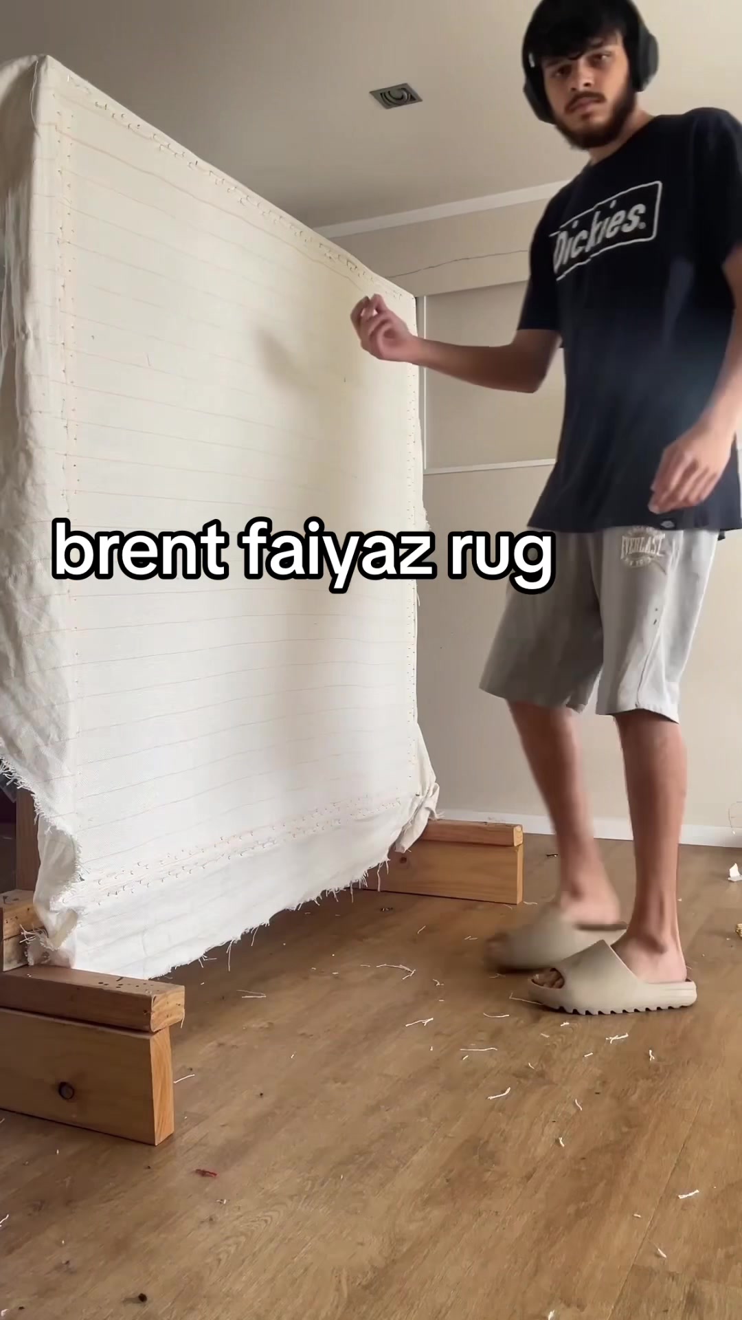 @rugsbyronak4
