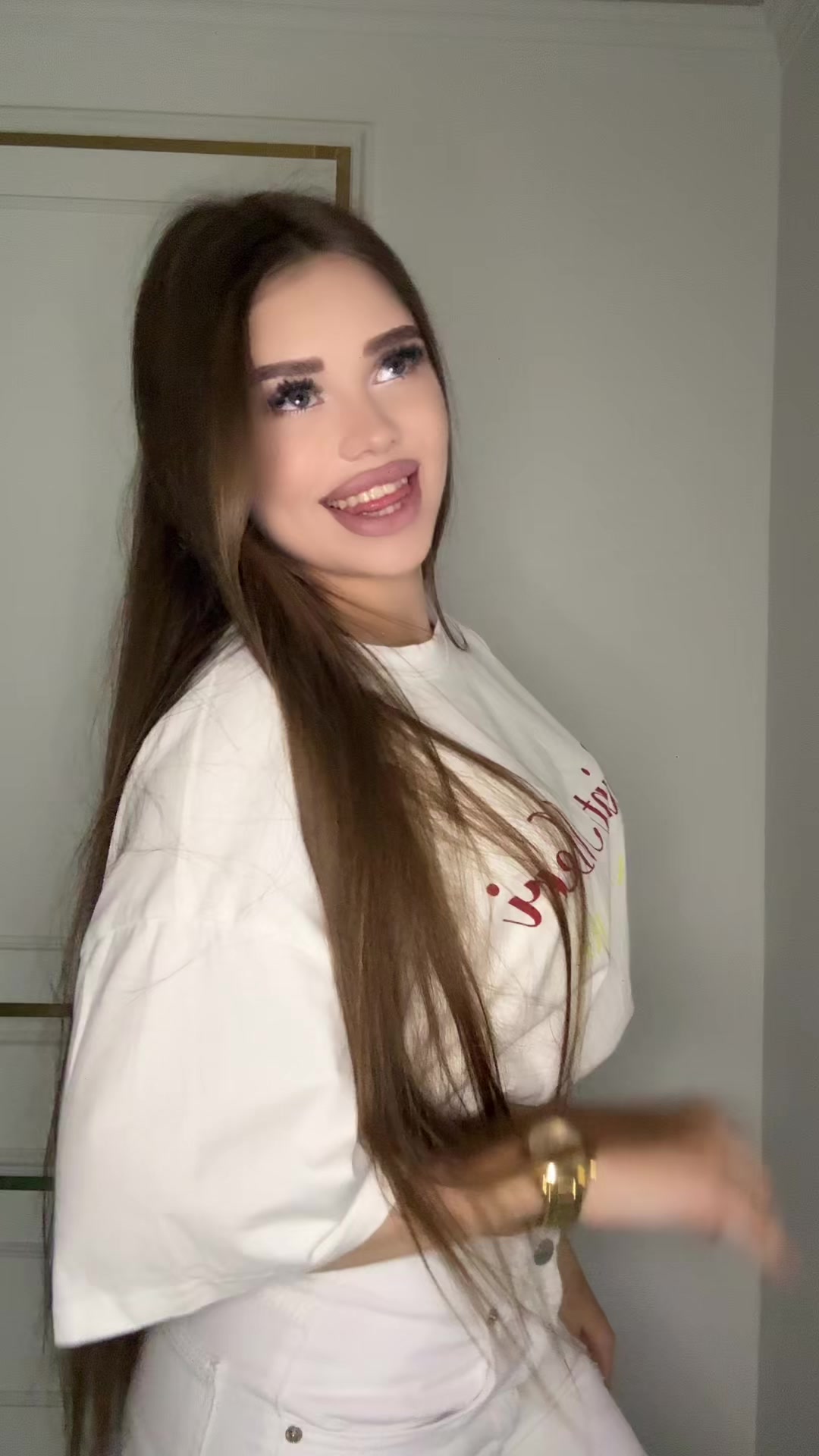 @𝐀𝐫𝐢🤍