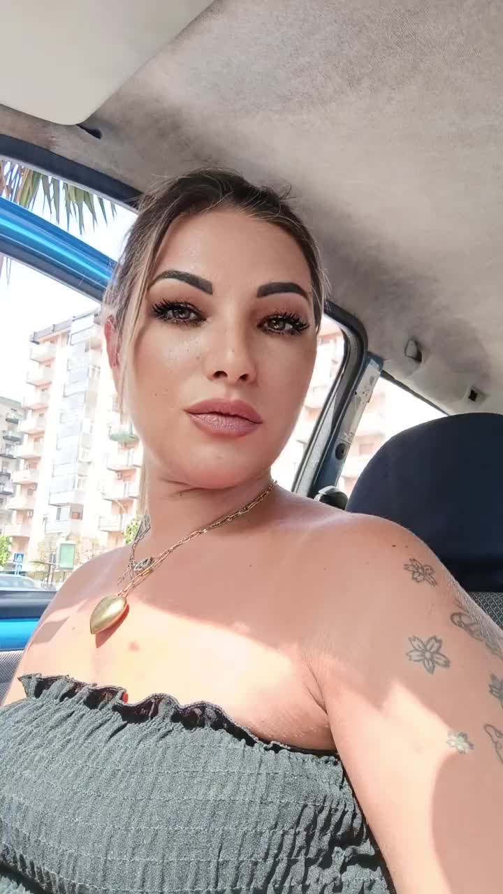 @mitica sorridente