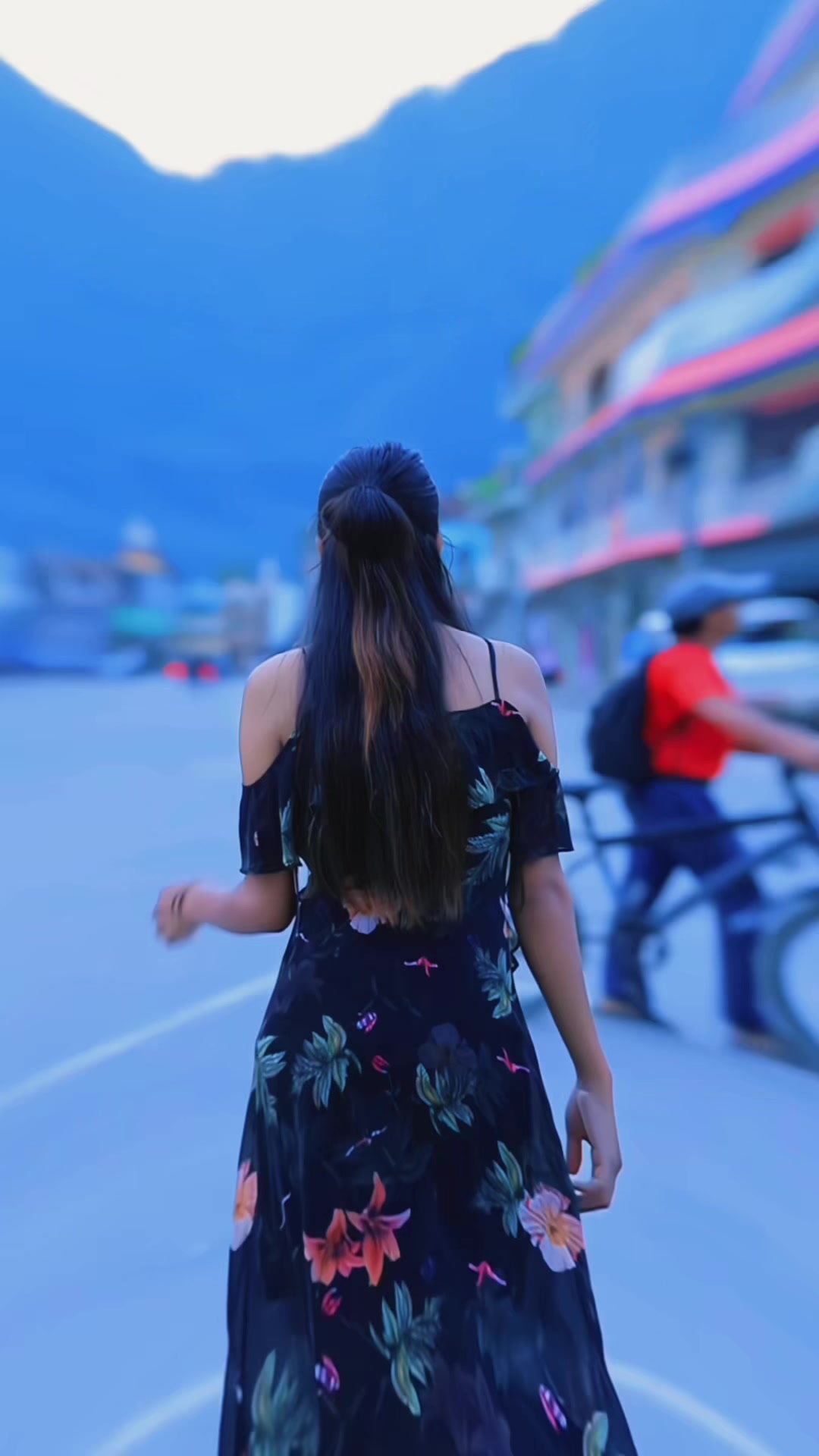 @PRIYA (🫶)