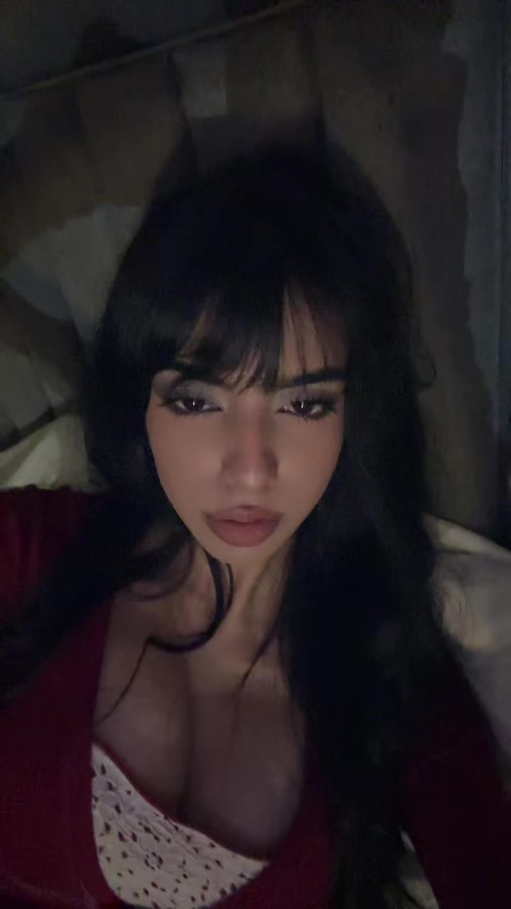 @𝑉𝑎l𝑒ri𝑎࿐̣࣪.