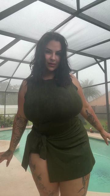 @VintageVixxen
