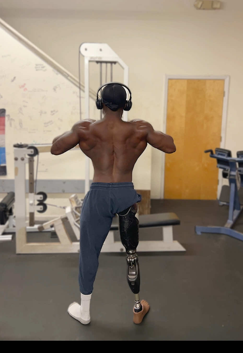 @onelegsavage