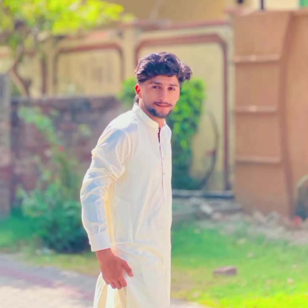 @𝗗𝗮𝗻𝗶 𝗠𝗶𝗮𝗡 🖤
